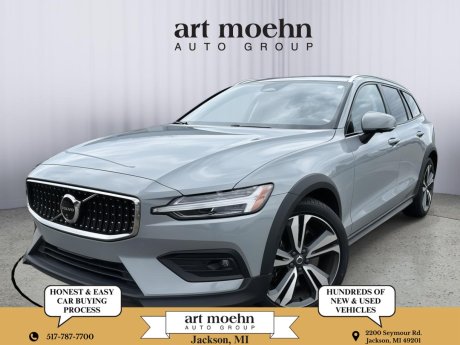 2025 Volvo V60 Cross Country Plus 
