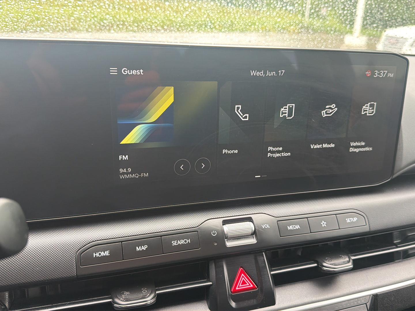 2025 Kia K4 LXS - Photo 23