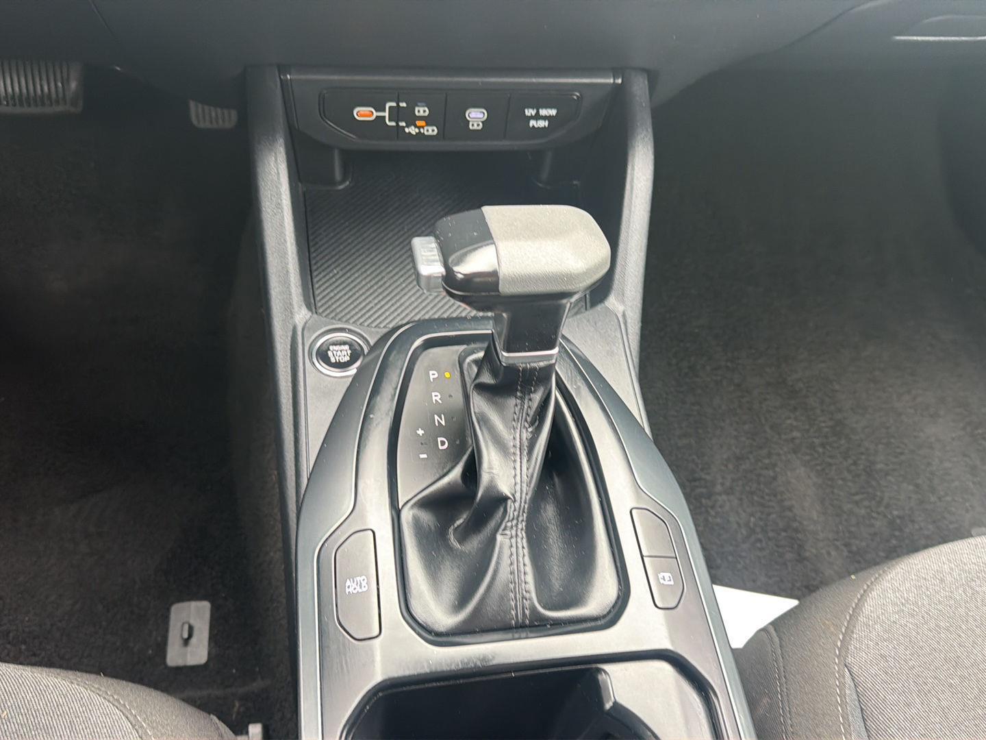 2025 Kia K4 LXS - Photo 27