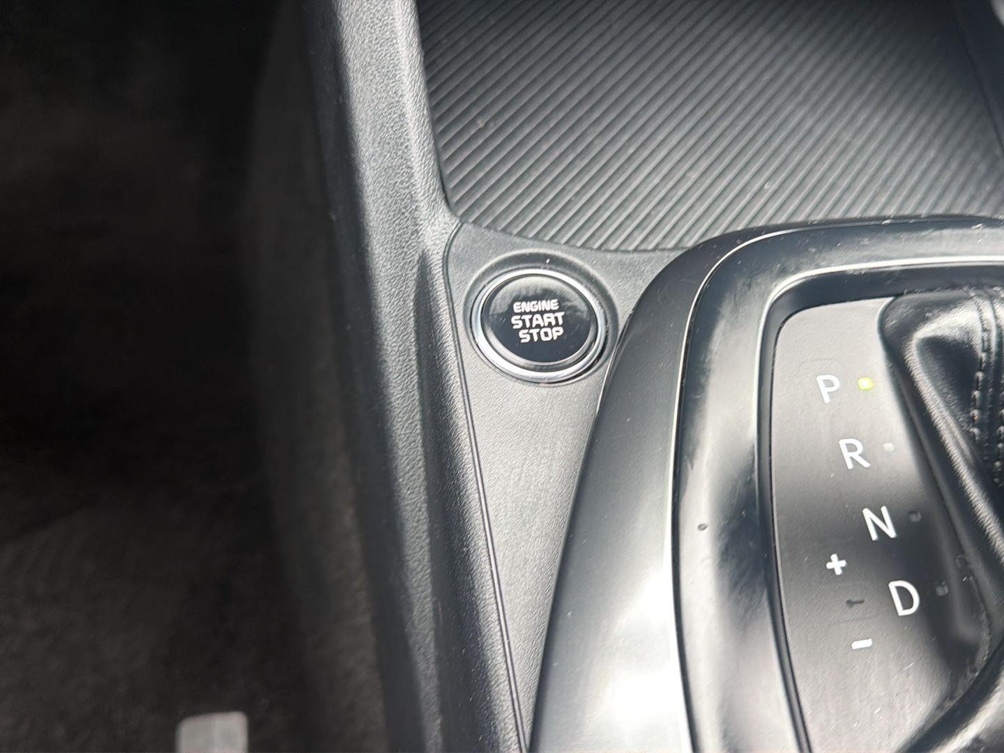 2025 Kia K4 LXS - Photo 28