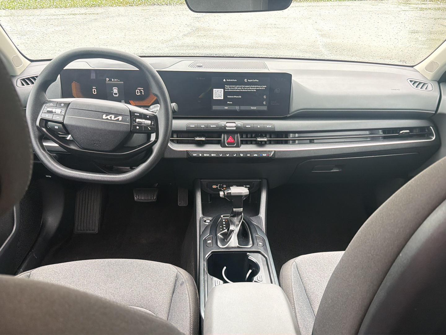 2025 Kia K4 LXS - Photo 30