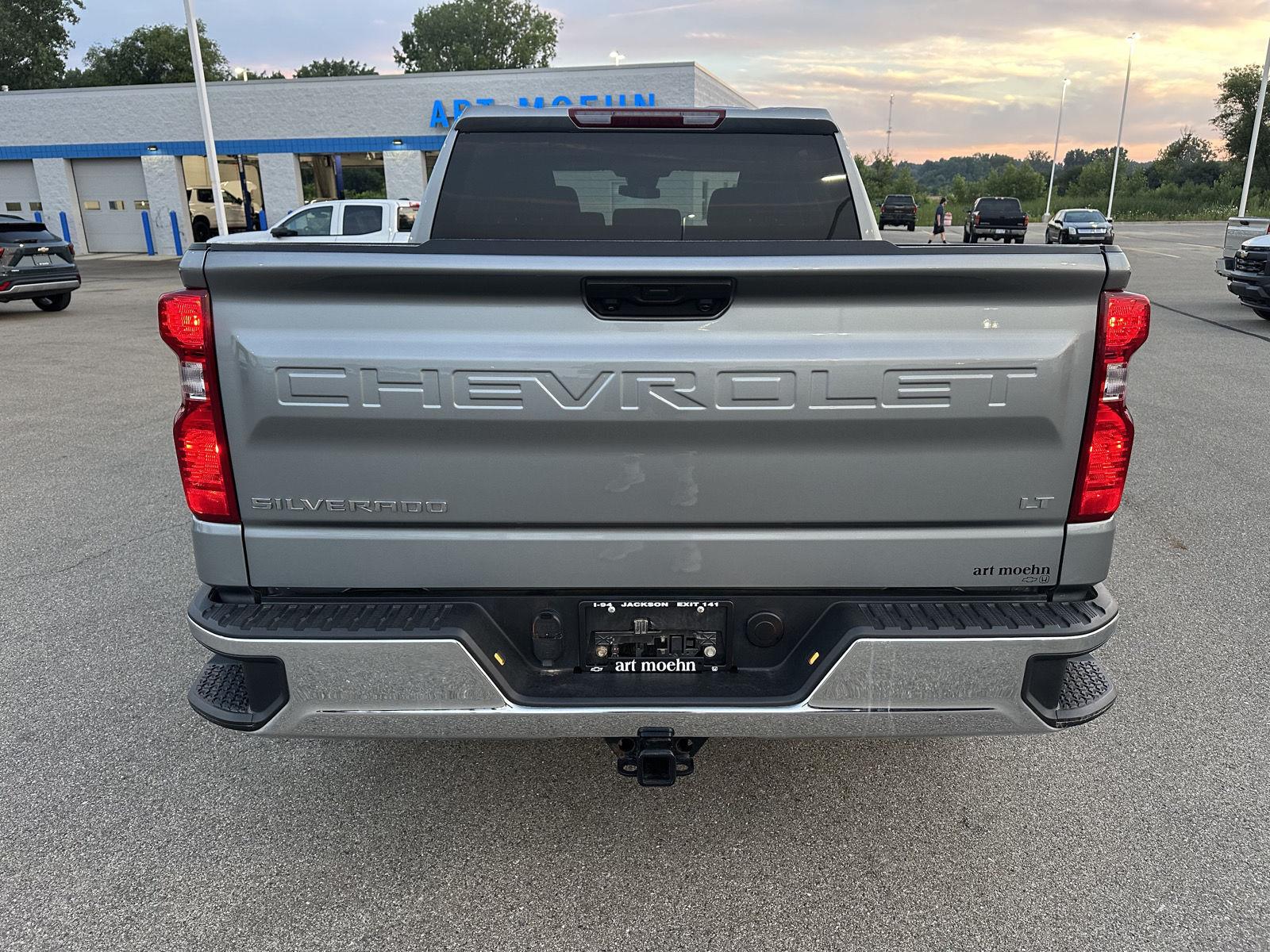 2024 Chevrolet Silverado 1500 LT - Photo 6