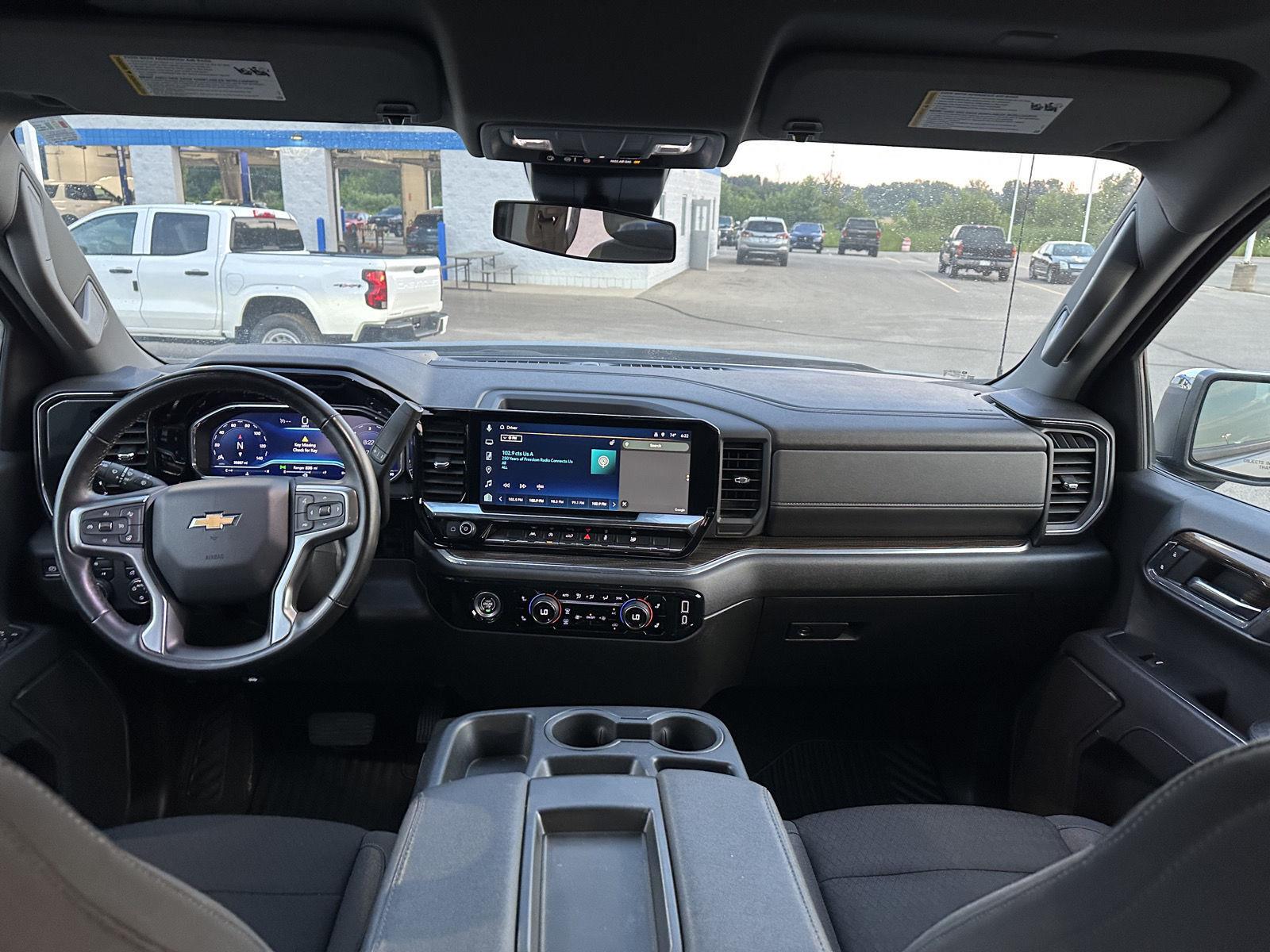 2024 Chevrolet Silverado 1500 LT - Photo 13