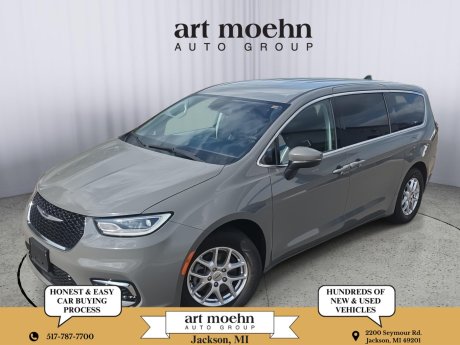 2023 Chrysler Pacifica Touring L 