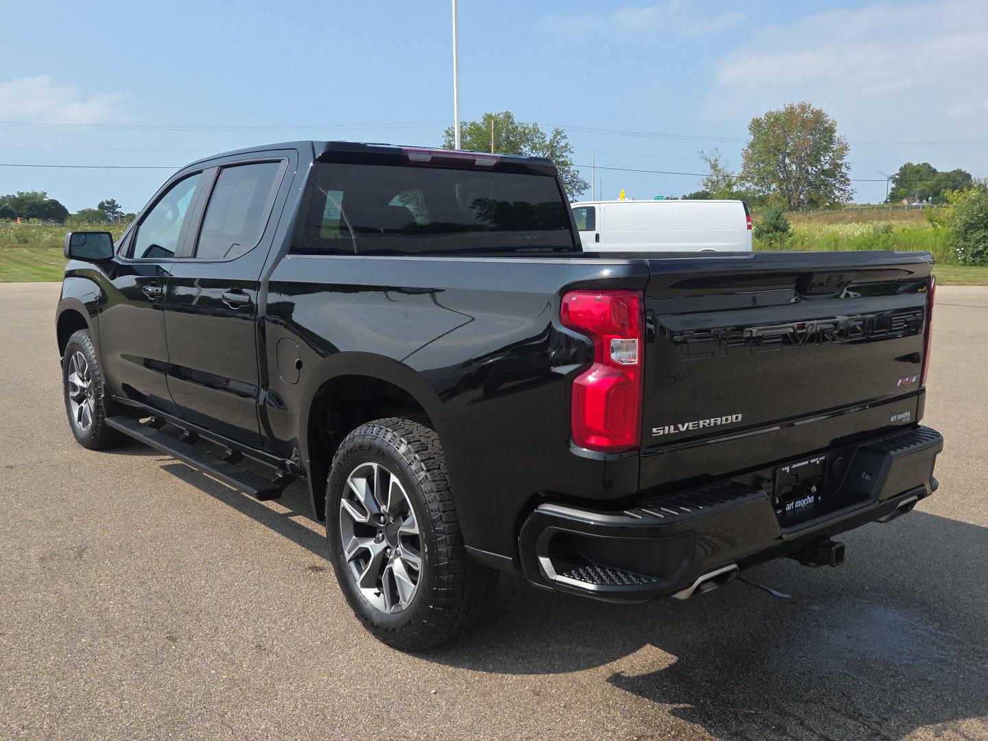 2023 Chevrolet Silverado 1500 RST - Photo 3