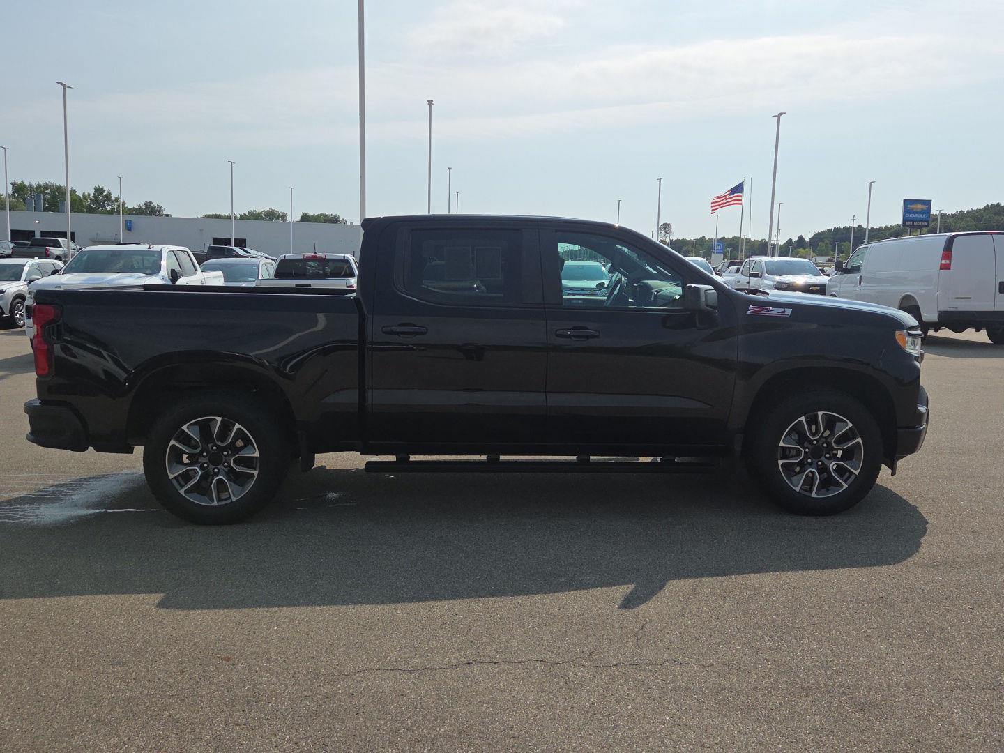 2023 Chevrolet Silverado 1500 RST - Photo 7