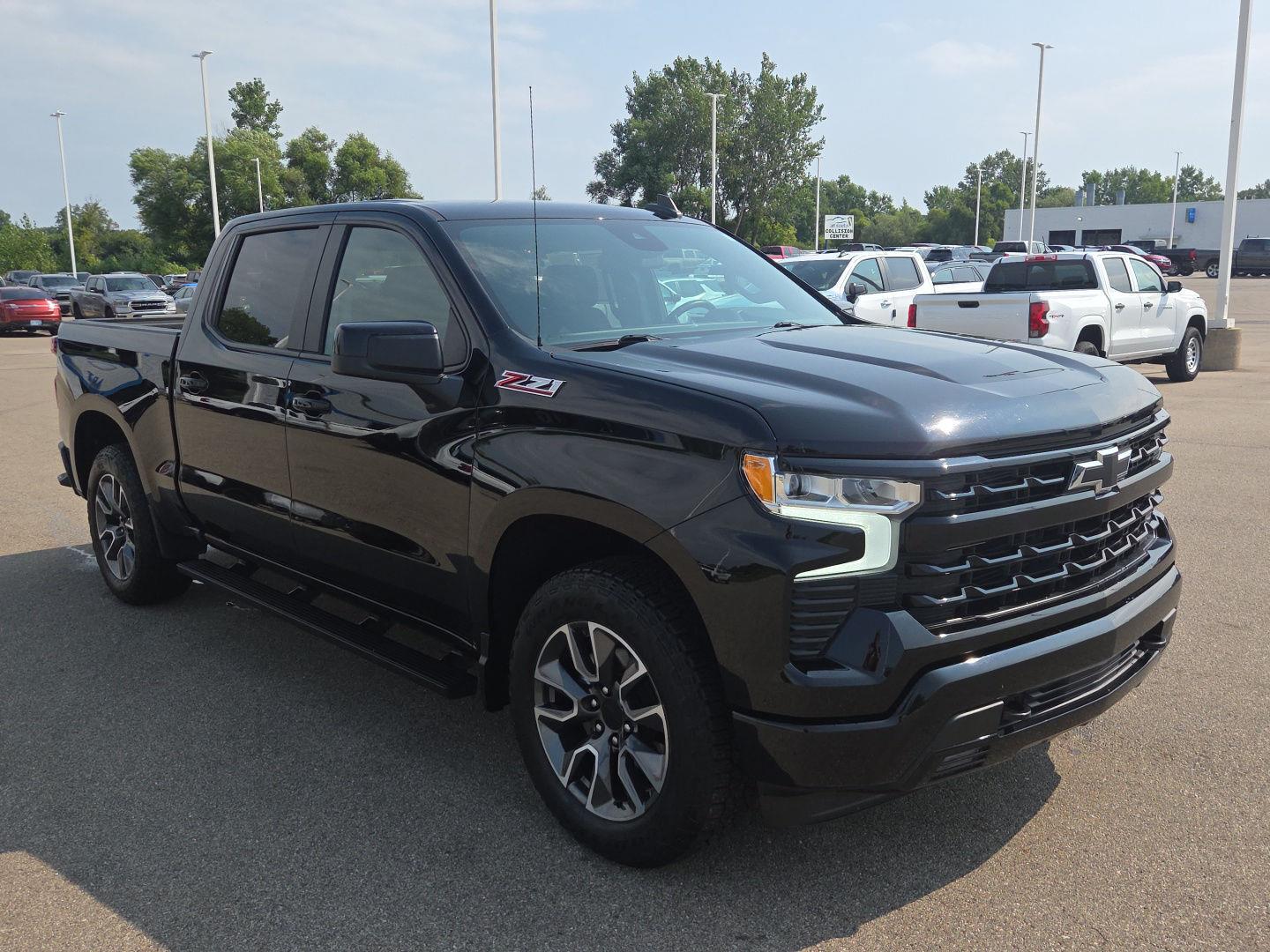 2023 Chevrolet Silverado 1500 RST - Photo 8