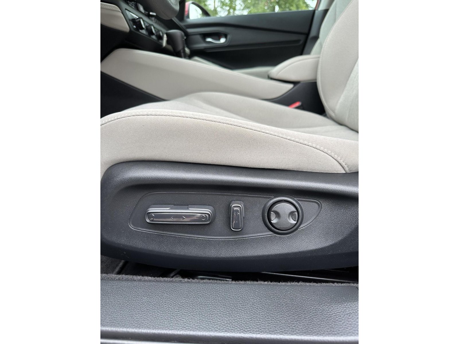 2024 Honda Accord EX - Photo 24