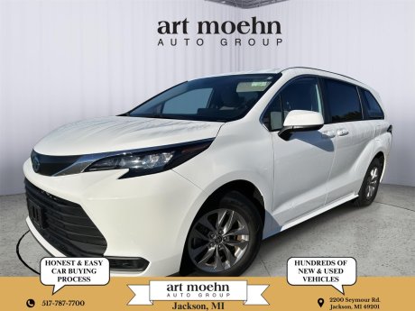 2025 Toyota Sienna LE 