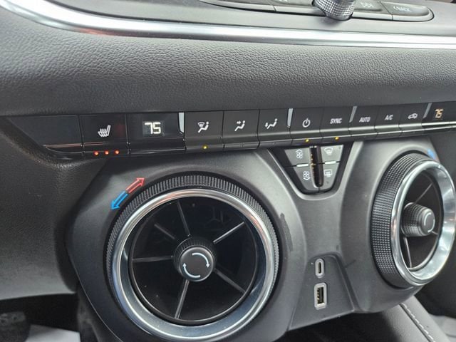 2023 Chevrolet Blazer 2LT - Photo 26