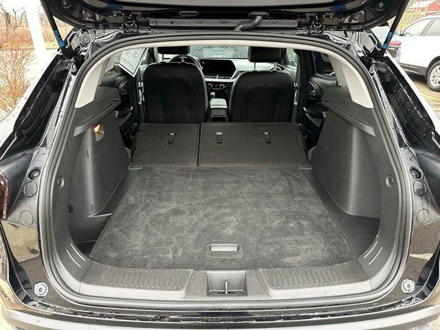 2025 Chevrolet Trax LT - Photo 14