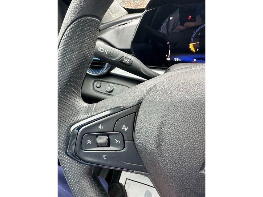 2025 Chevrolet Trax LT - Photo 23