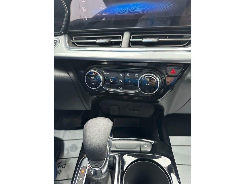 2025 Chevrolet Trax LT - Photo 25