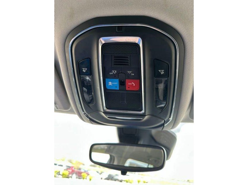 2023 Jeep Grand Cherokee Laredo - Photo 47