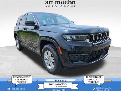 2023 Jeep Grand Cherokee Laredo 