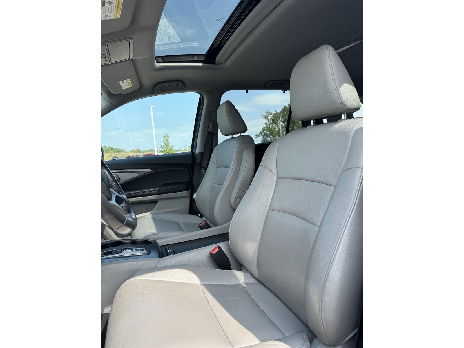 2021 Honda Pilot SE - Photo 44