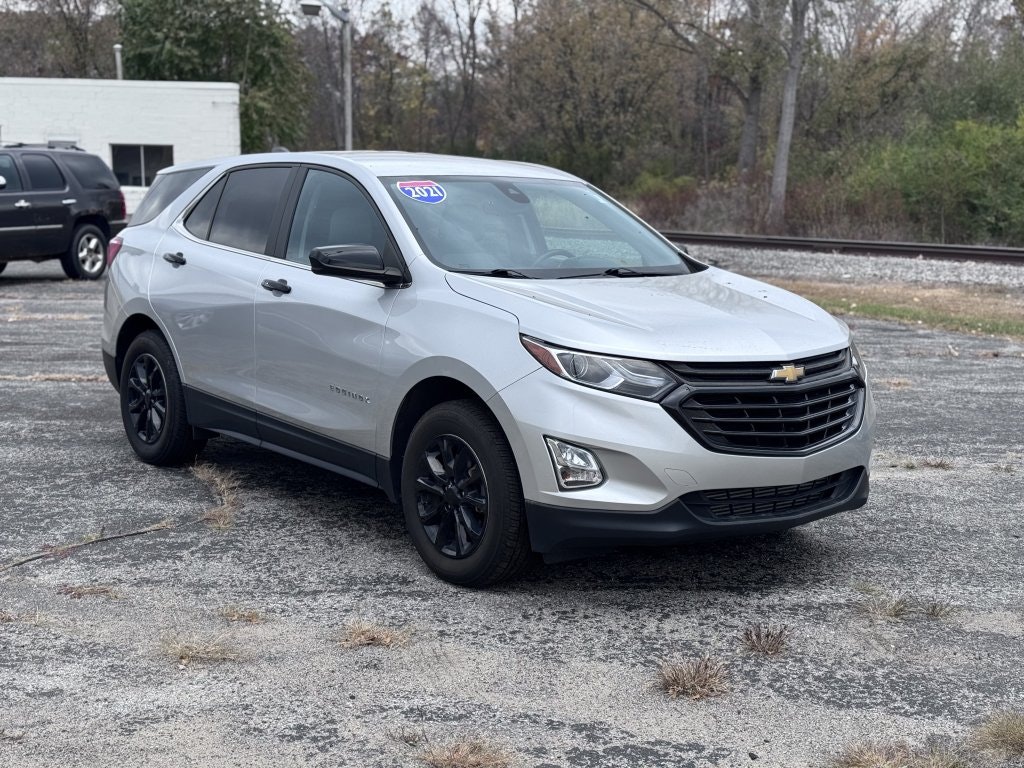 2021 Chevrolet Equinox LT (P813) Main Image