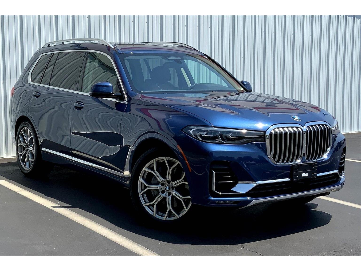 Used 2020 BMW X7 40i with VIN 5UXCW2C01L0E74449 for sale in Joplin, MO