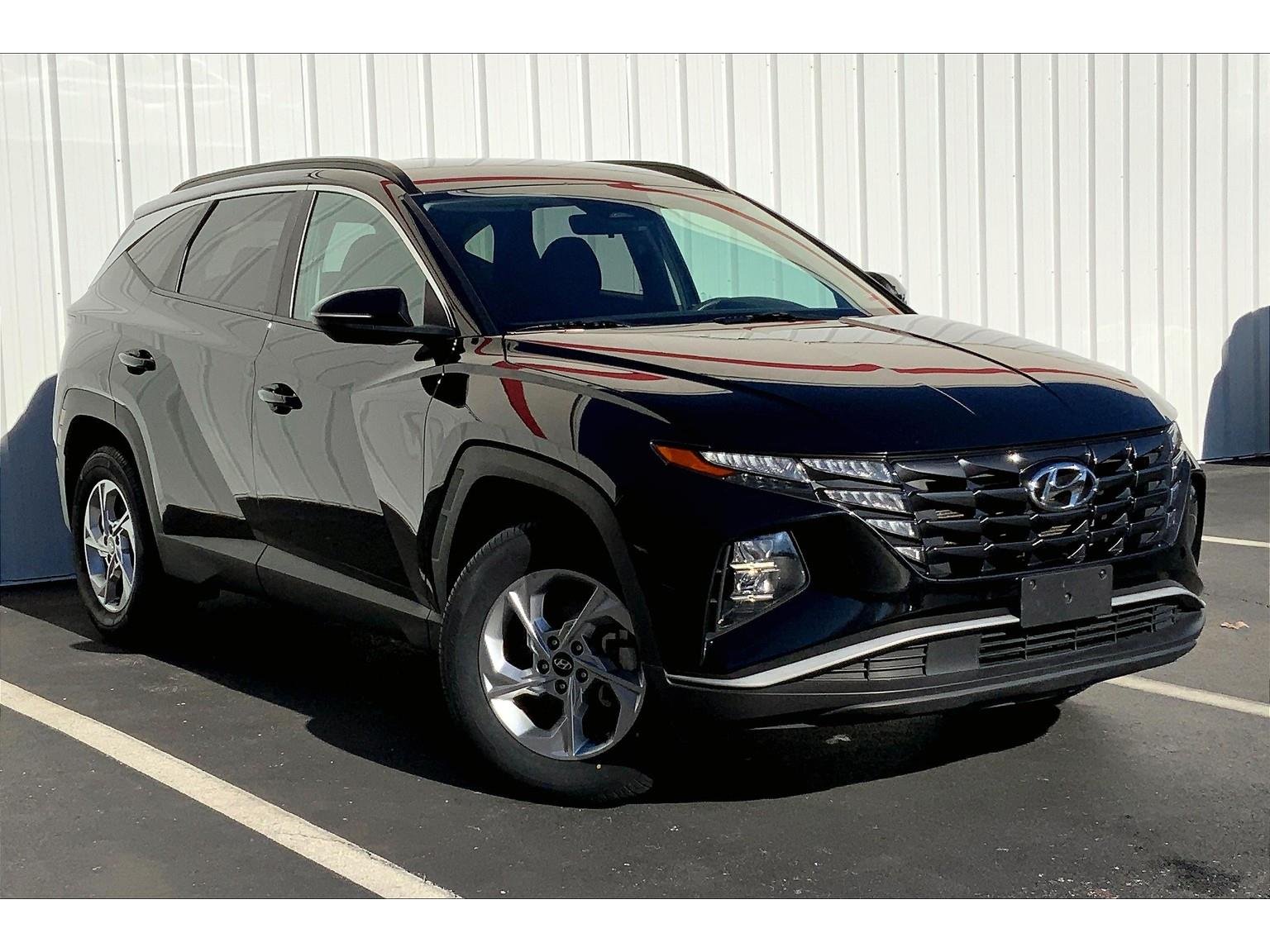 Used 2023 Hyundai Tucson SEL with VIN 5NMJBCAE7PH195325 for sale in Joplin, MO