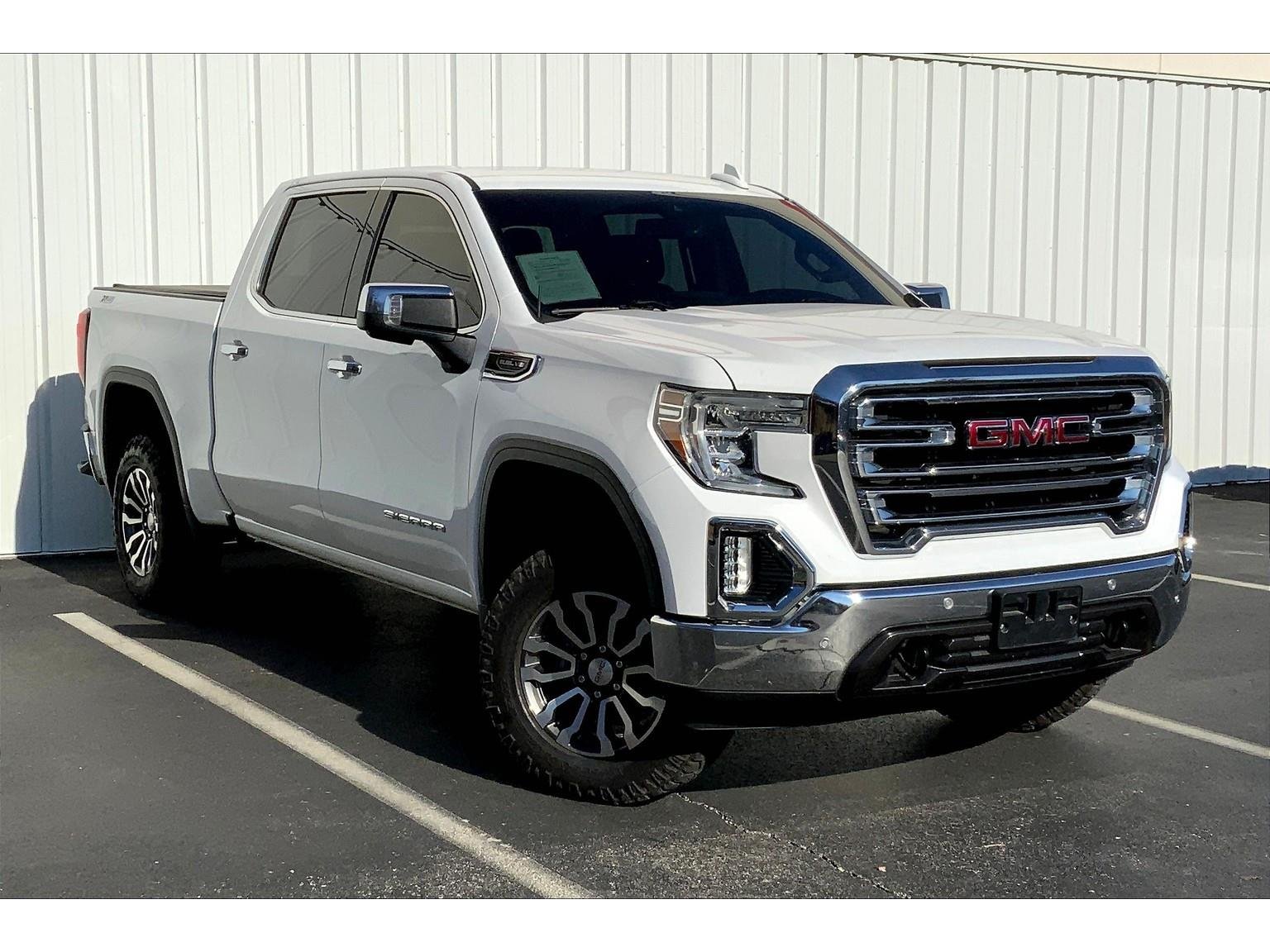 Used 2020 GMC Sierra 1500 SLT with VIN 3GTU9DED4LG240677 for sale in Joplin, MO