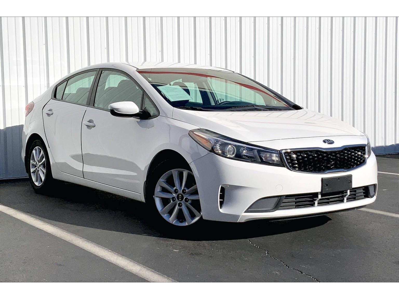 Used 2017 Kia Forte S with VIN 3KPFL4A76HE104581 for sale in Joplin, MO