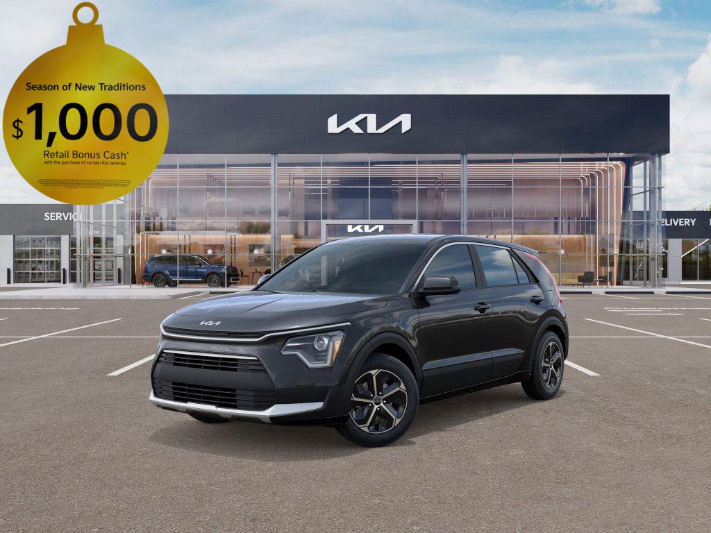 2025 Kia Niro LX's photo