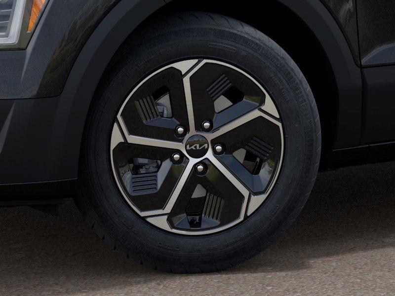 2025 Kia Niro LX photo 9