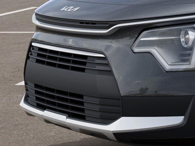 2025 Kia Niro LX photo 12