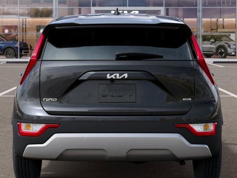2025 Kia Niro LX photo 13