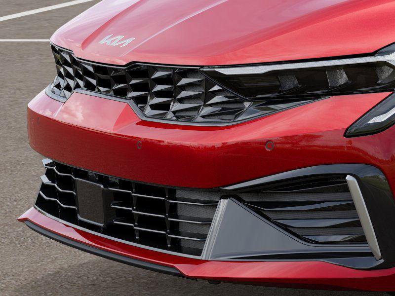2025 Kia K5 LXS - Photo 12