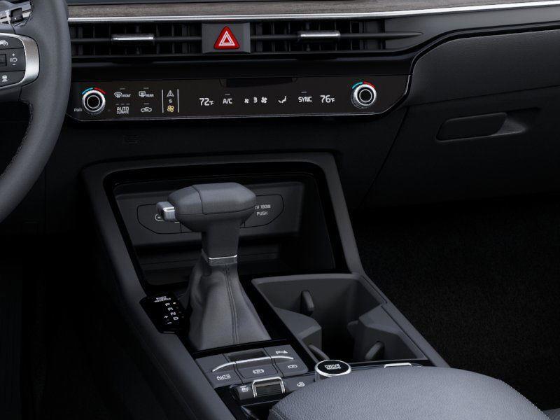 2025 Kia K5 EX - Photo 23