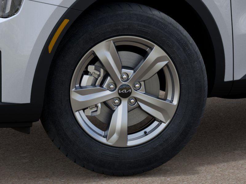 2025 Kia Sorento LX photo 9