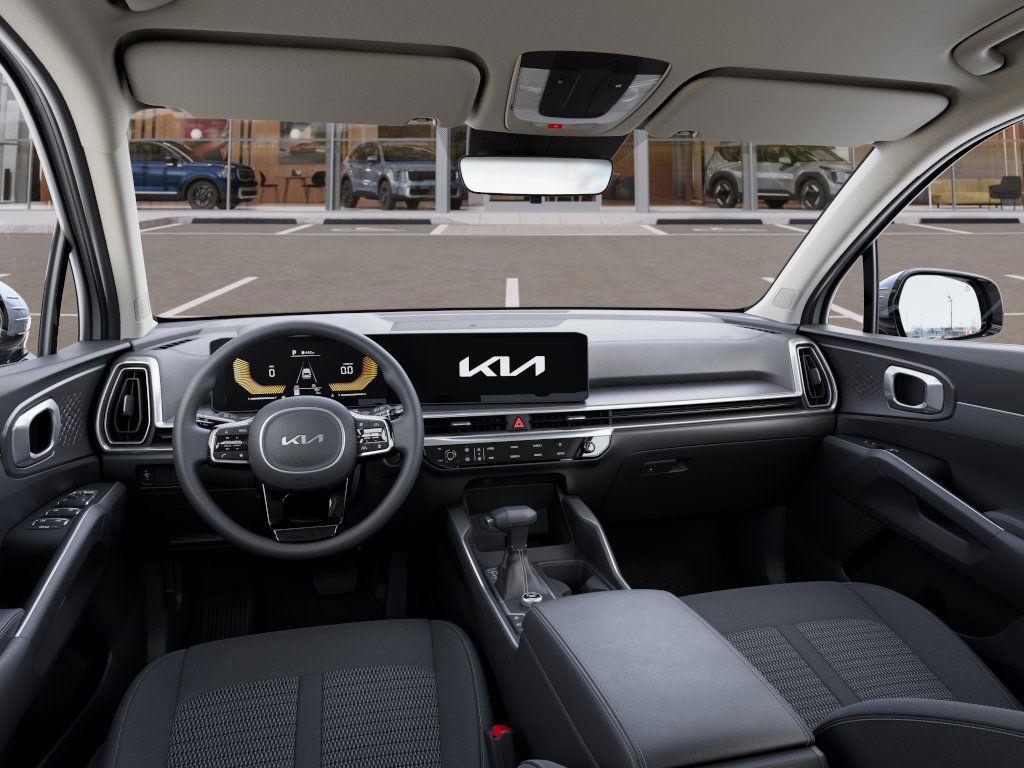 2025 Kia Sorento LX photo 14