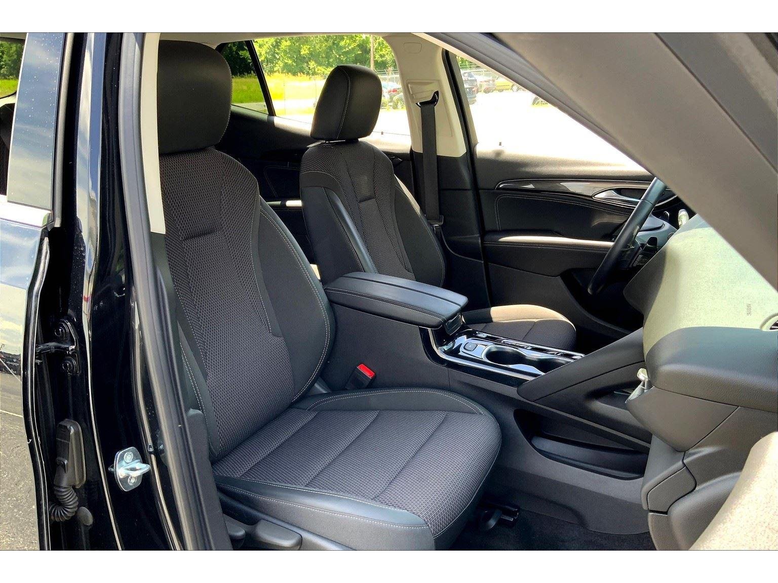 2023 Buick Envision Preferred photo 7