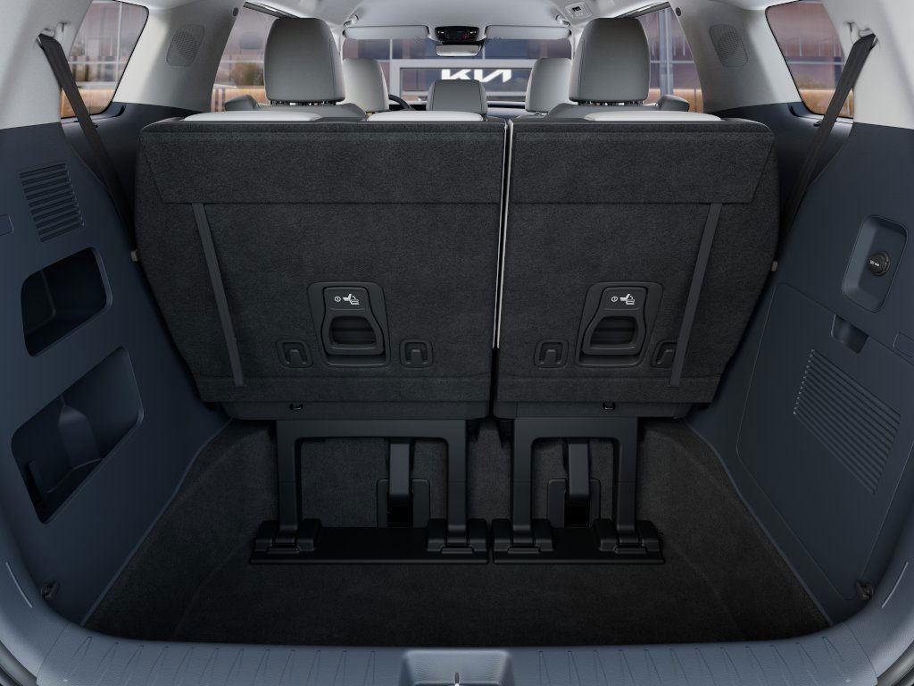 2025 Kia Carnival EX - Photo 19