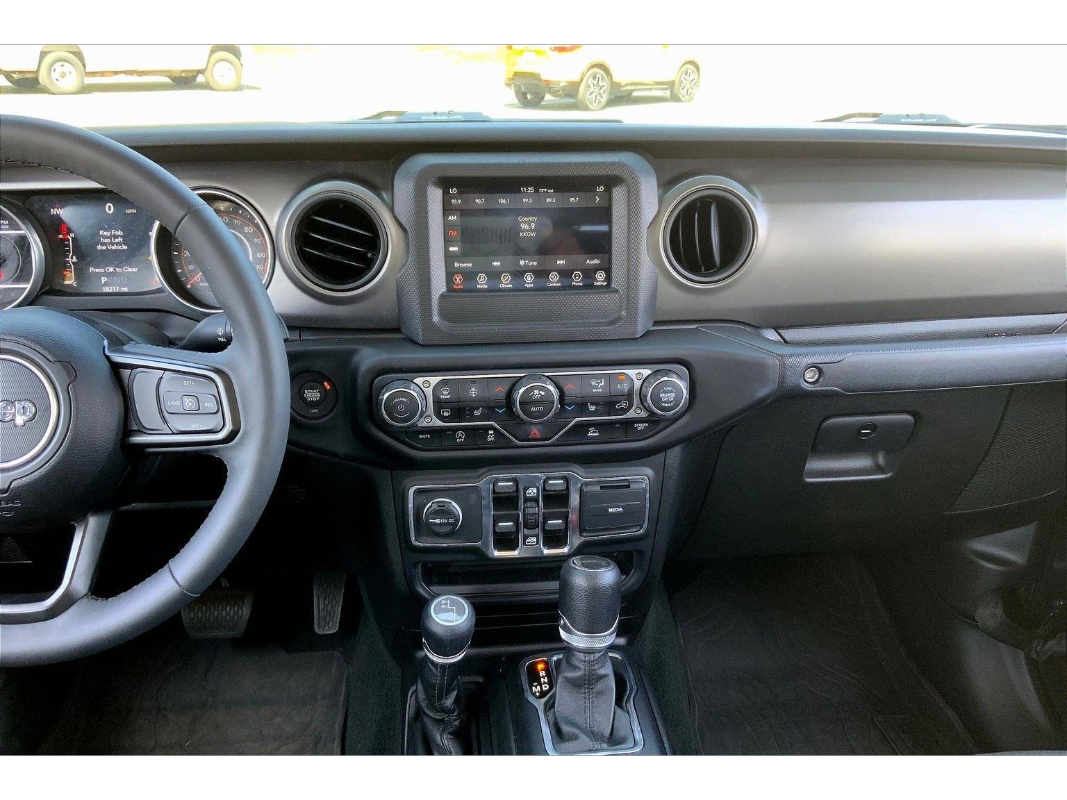 2023 Jeep Gladiator Sport S photo 6