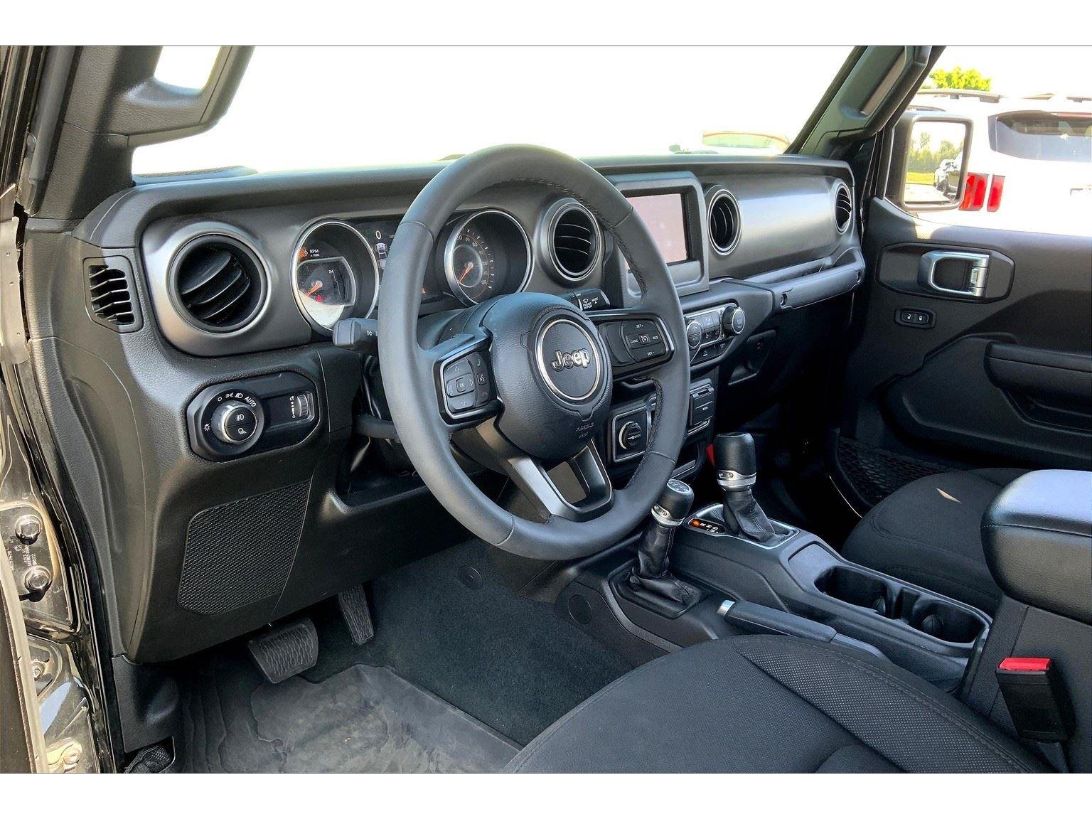 2023 Jeep Gladiator Sport S photo 12
