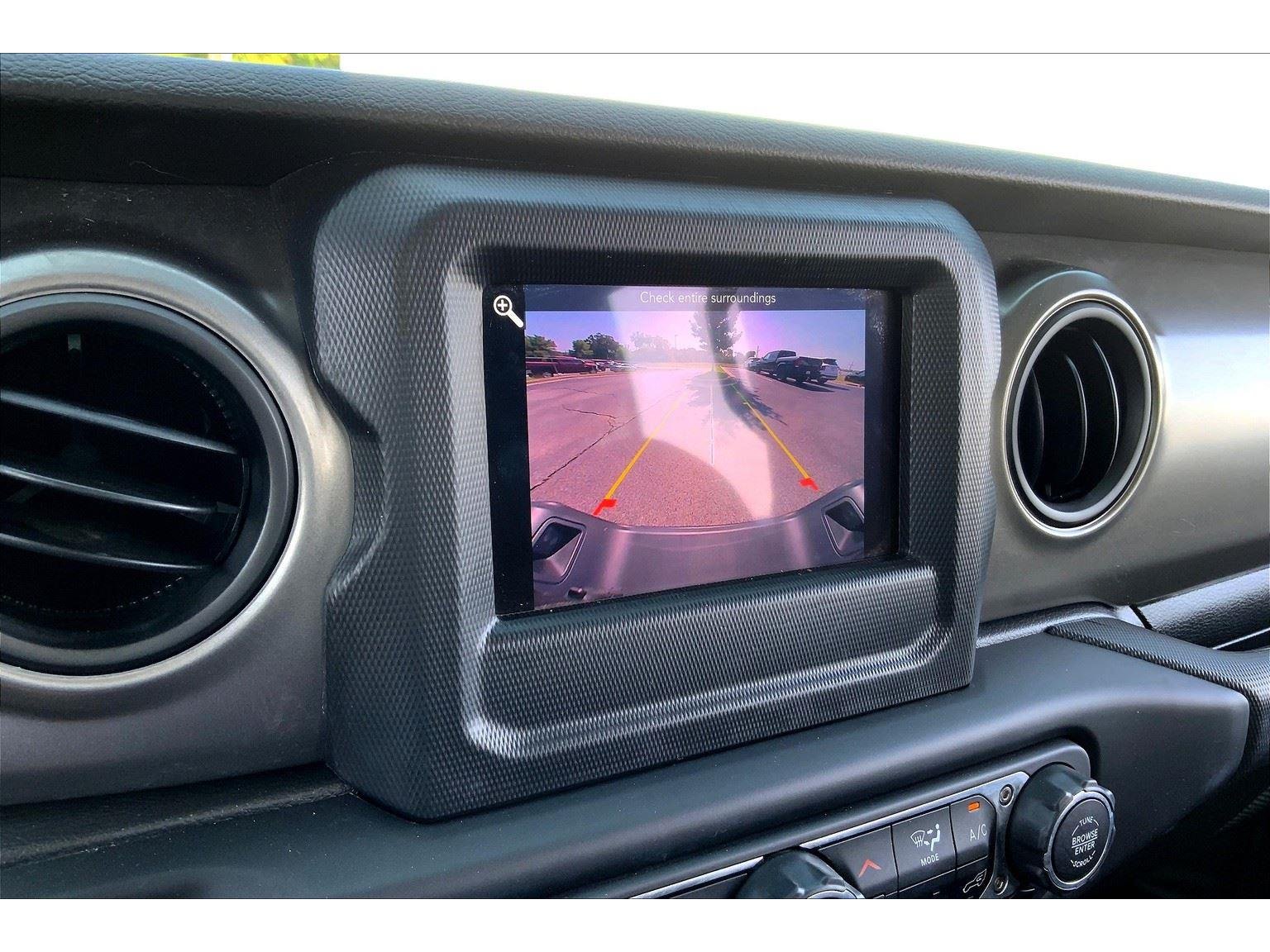 2023 Jeep Gladiator Sport S photo 19