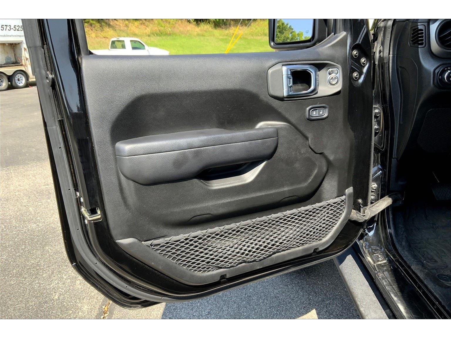 2023 Jeep Gladiator Sport S photo 20