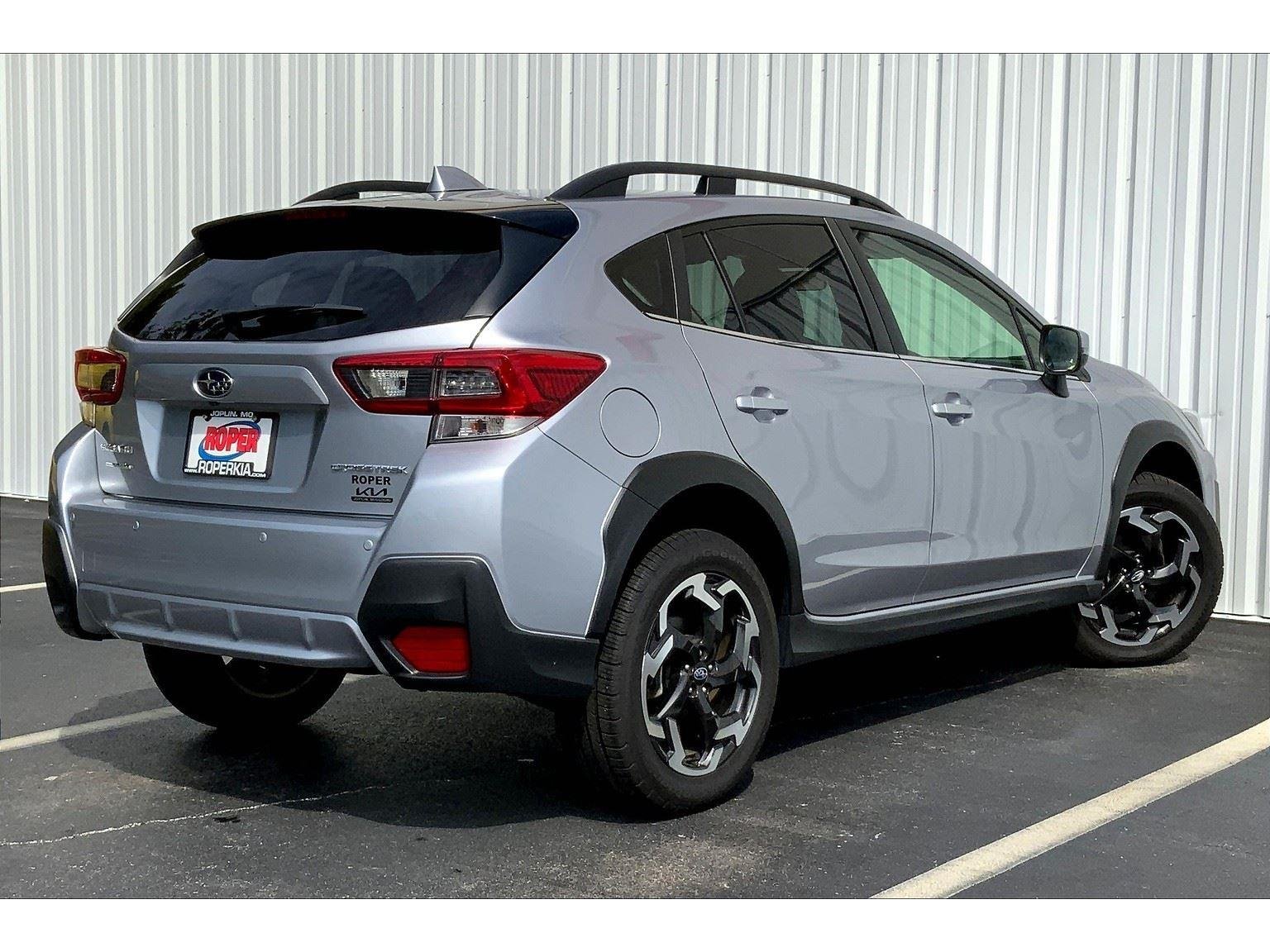 2023 Subaru Crosstrek Limited photo 3