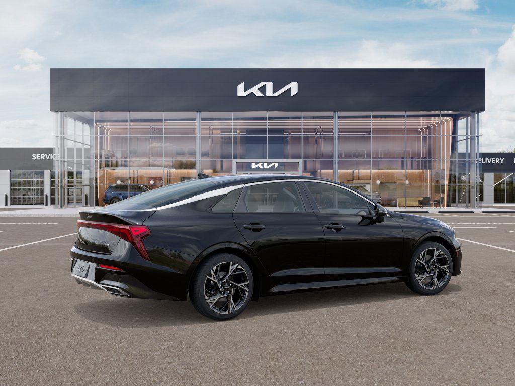 2026 Kia K5 GT-Line photo 5