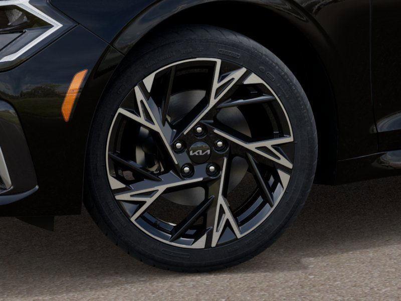 2026 Kia K5 GT-Line photo 8