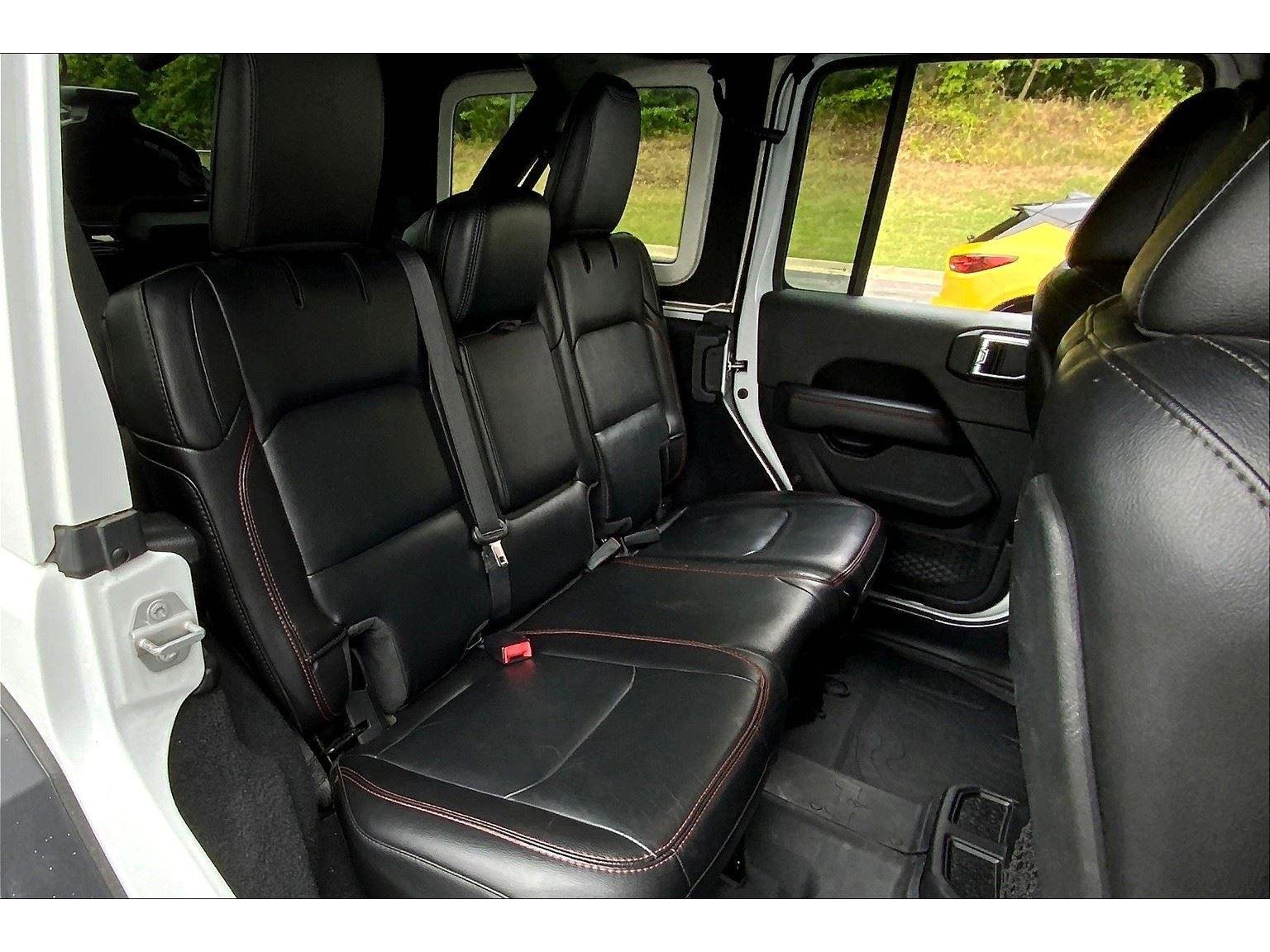 2020 Jeep Wrangler Unlimited Rubicon photo 24