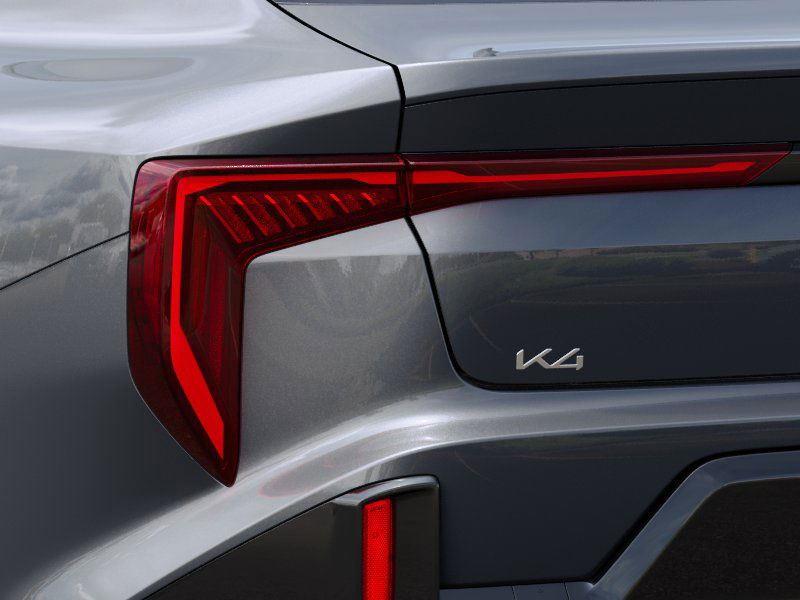 2025 Kia K4 GT-Line photo 11