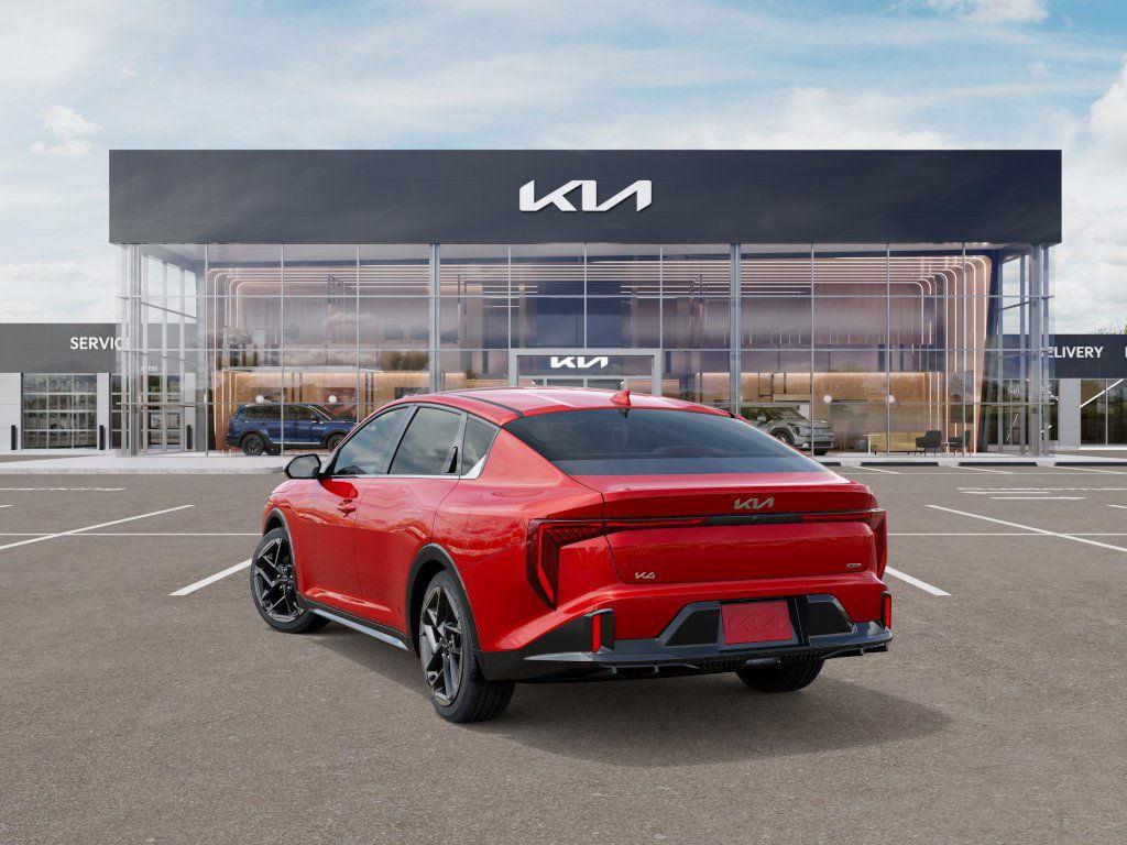 2025 Kia K4 GT-Line photo 2
