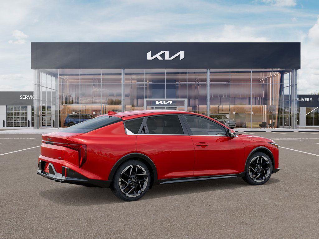 2025 Kia K4 GT-Line photo 4