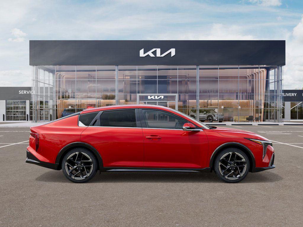2025 Kia K4 GT-Line photo 5
