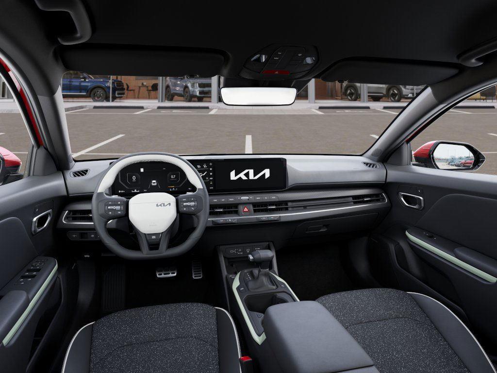 2025 Kia K4 GT-Line photo 12