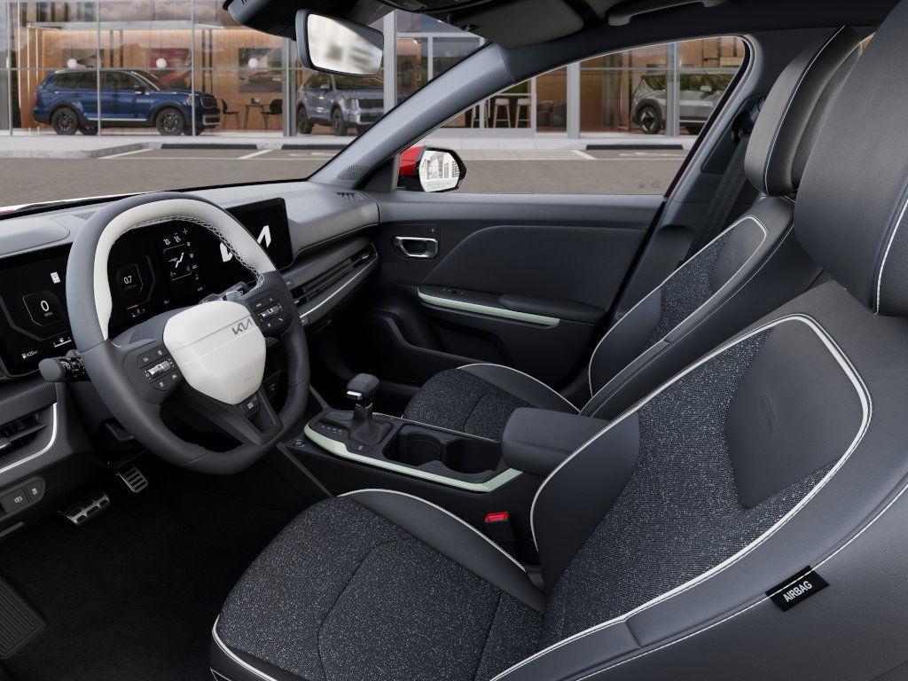 2025 Kia K4 GT-Line photo 15