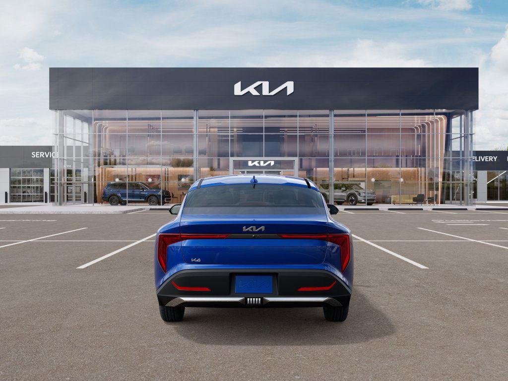 2025 Kia K4 LXS photo 3
